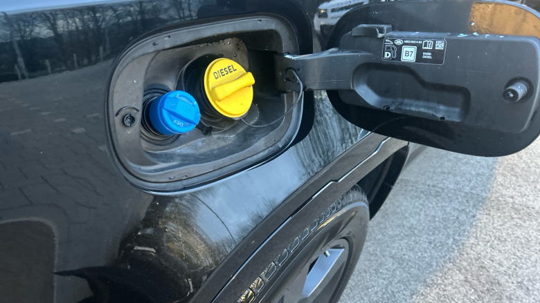 Land Rover Defender 3.0 D250 X-Dynamic HSE 110 5dr Auto Diesel Estate